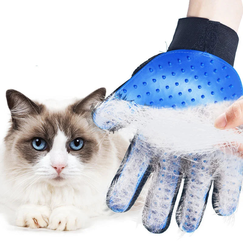 TruePaw™ Magic Grooming Glove